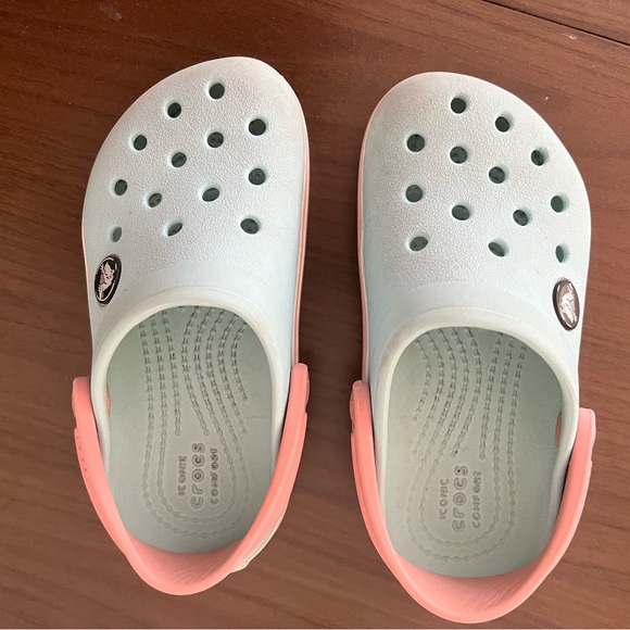 Crocs - Picture 7 of 10